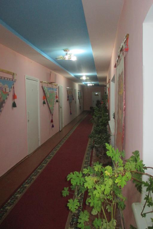 Otel Issyk-Kul Karakol Esterno foto